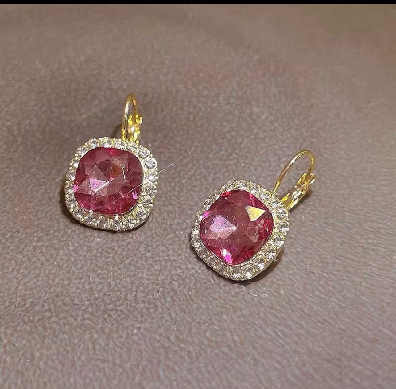 Pendientes de gota de cristales